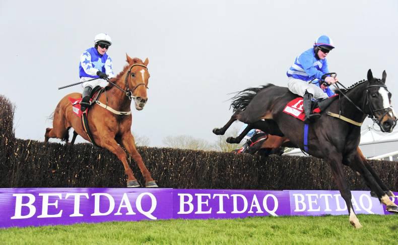 VIDEO - PUNCHESTOWN FRIDAY: Avant Tout hustles home