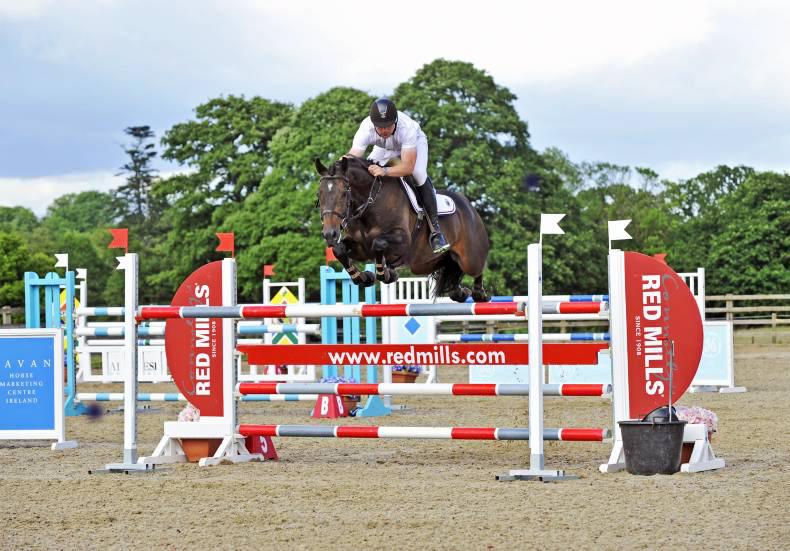 Beecher racks up third top win