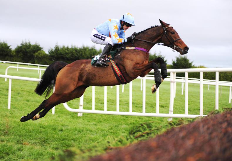 Un De Sceaux powers to Clarence House glory at Cheltenham