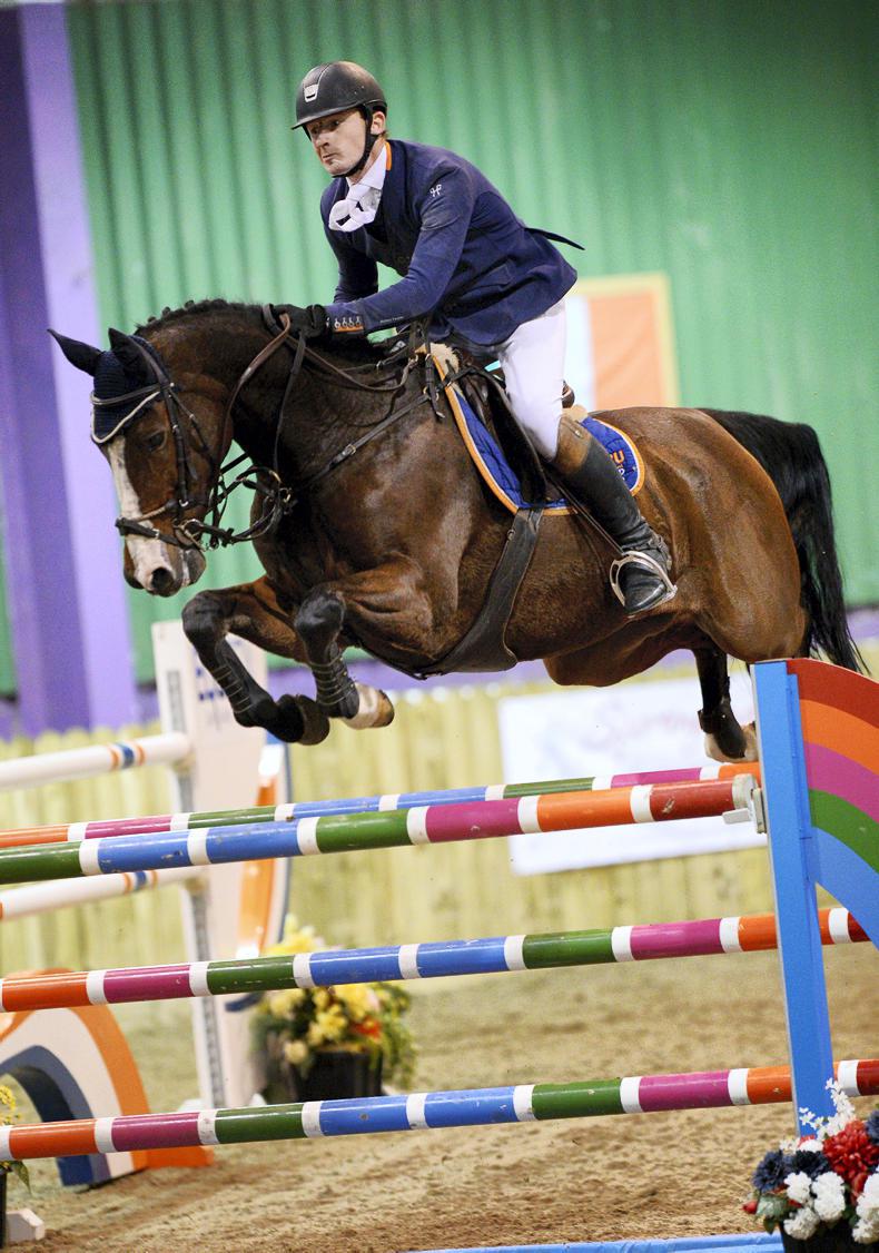 AROUND THE COUNTRY:  O'Donnell steals the show